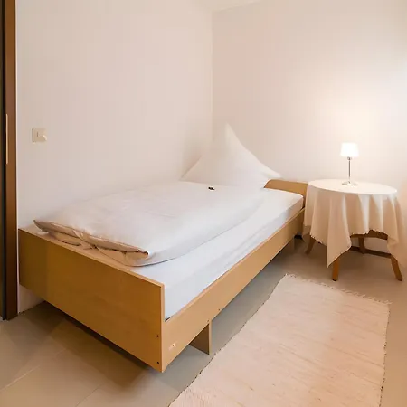 Haus Bergfrieden 公寓 巴特黑雷纳尔布